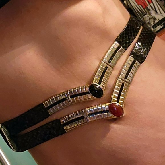 Vintage 70s 80s Judith Leiber Black Snakeskin Expandable Belt Gold Buckle - Picture 1 of 14